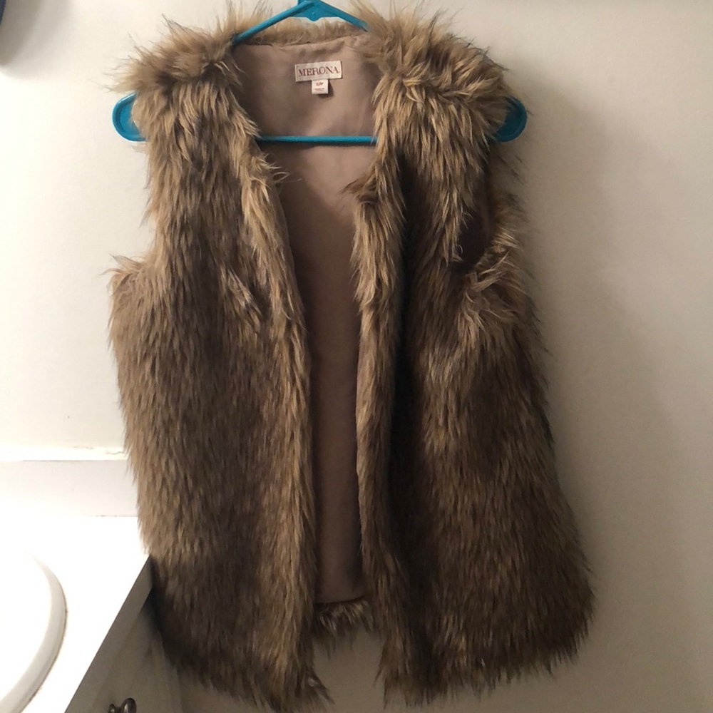Fur vest